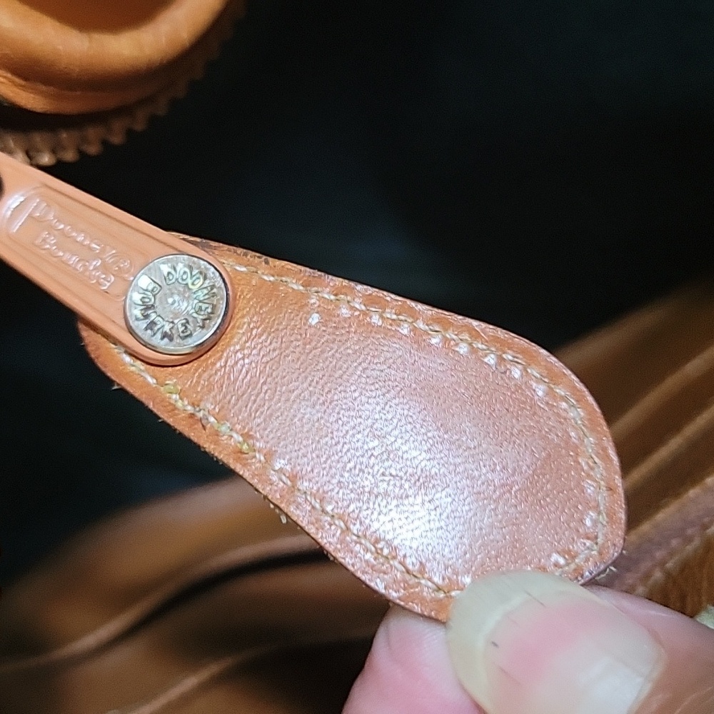 Dooney & Bourke Black and Brown Shoulder Bag Crescent Hobo Real Leather Vintage - Picture 11 of 15